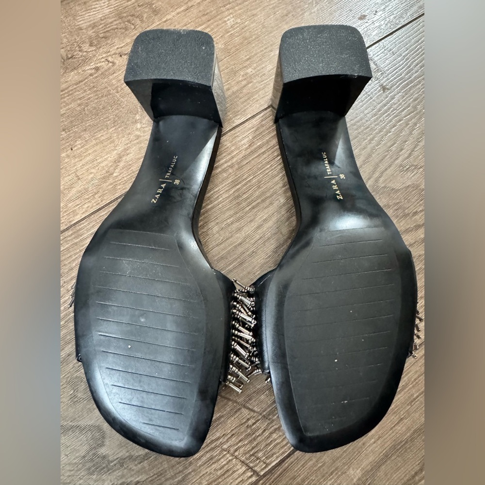 Zara NWOT Black Sandals with Metallic Fringe,Size 38(7.5) - Picture 6 of 13